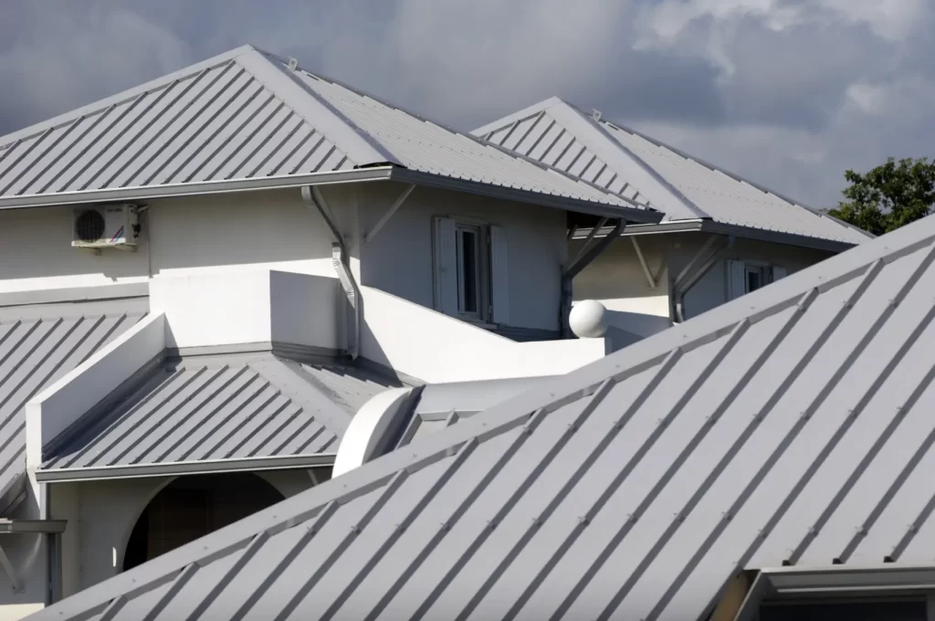 Expert Metal Roofing Service in AZ | East Valley Roofing Inc
